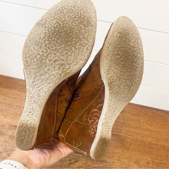 Pon Quintana | Women’s Suede Wedge Size Zip floral Boots Size 38 1/2 - Picture 8 of 12